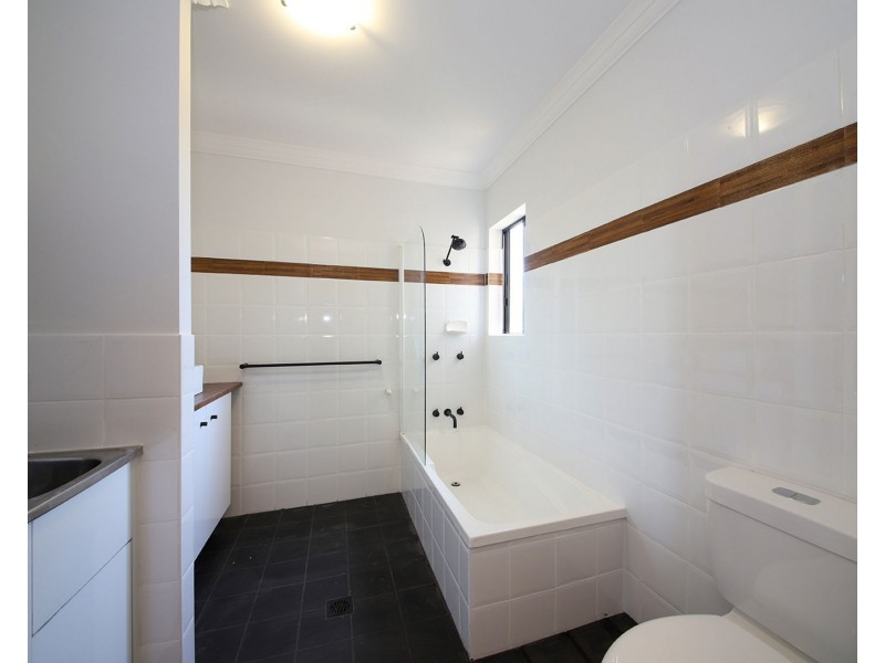 4/42 Longlands Street, East Brisbane QLD 4169