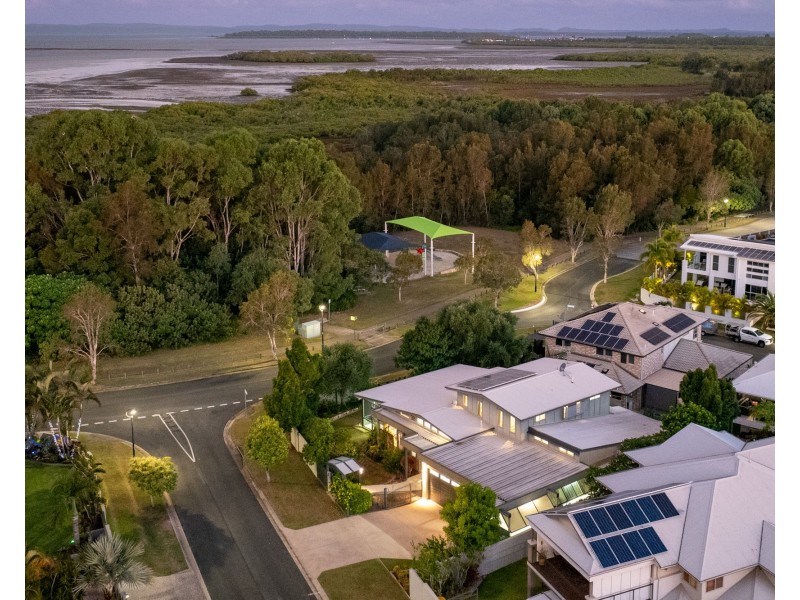 2 Beddoe Street, Thornlands QLD 4164