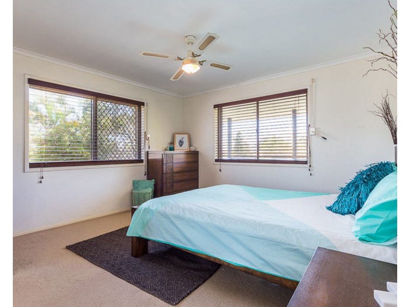 14 Pigeon Court, Birkdale QLD 4159