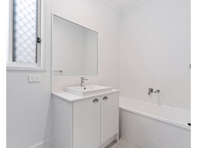 15 Laura Street, Cleveland QLD 4163