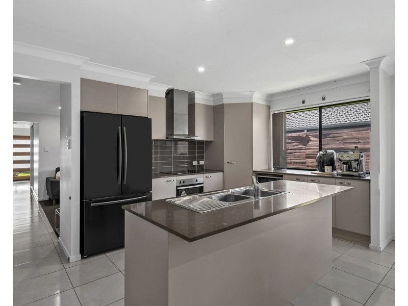 11 Grainger Circuit, Burpengary QLD 4505