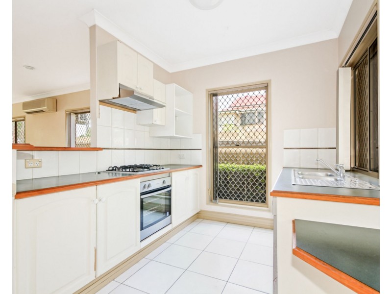 69 Milsom Street, Coorparoo QLD 4151