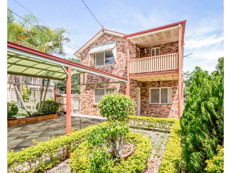 69 Milsom Street, Coorparoo QLD 4151