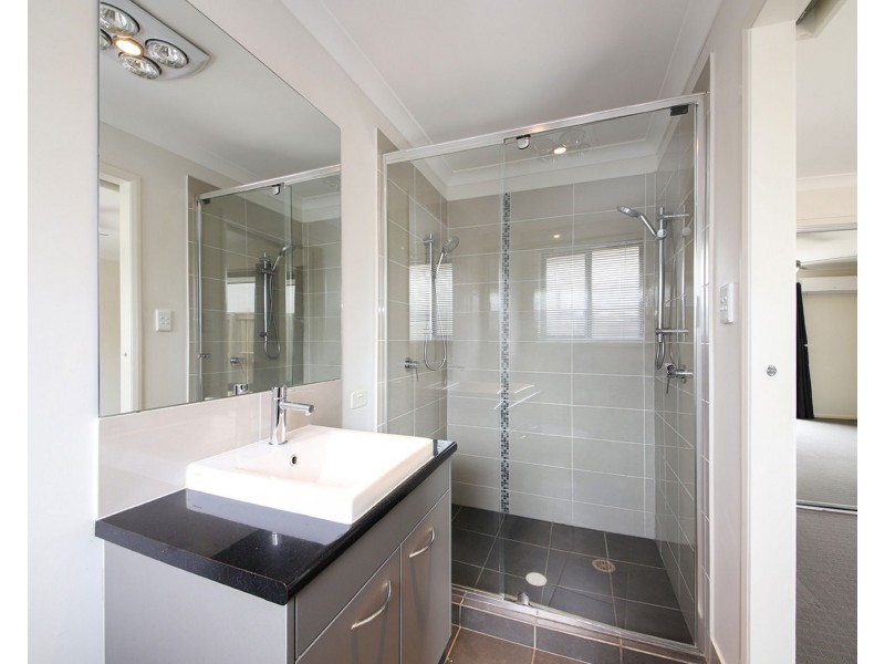 15 Jicama Ct, Thornlands QLD 4164