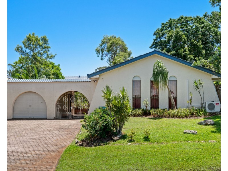 8 Gurnai Street, Belmont QLD 4153