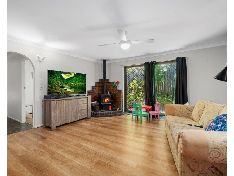 8 Gurnai Street, Belmont QLD 4153