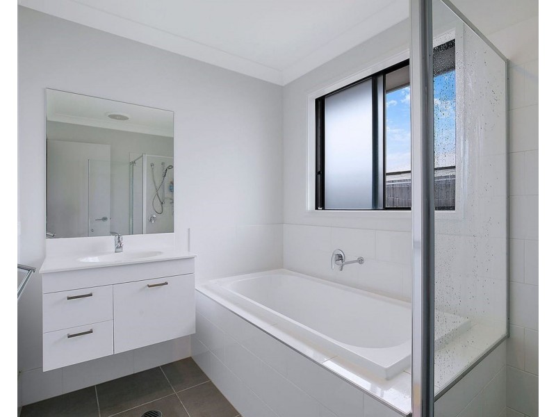 25 Viewland Cres, Thornlands QLD 4164