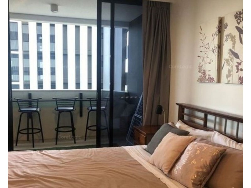 709/17 Deshon Street, Woolloongabba QLD 4102