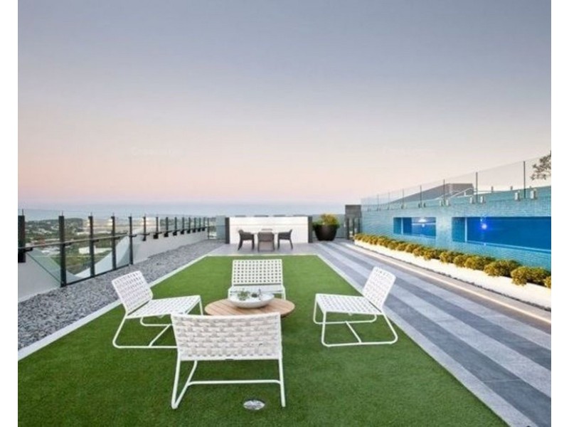 709/17 Deshon Street, Woolloongabba QLD 4102