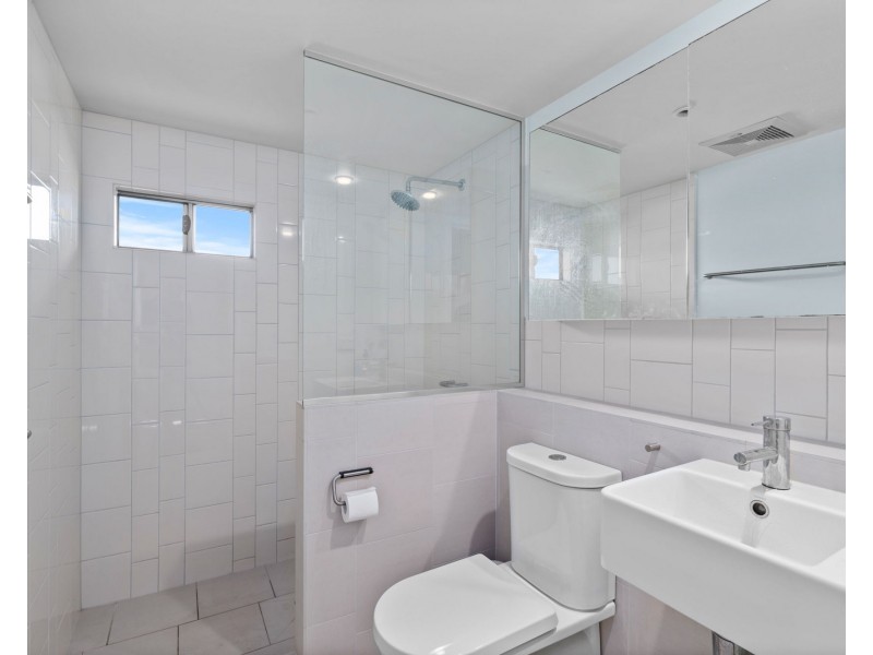 167/8 Musgrave Street, West End QLD 4101