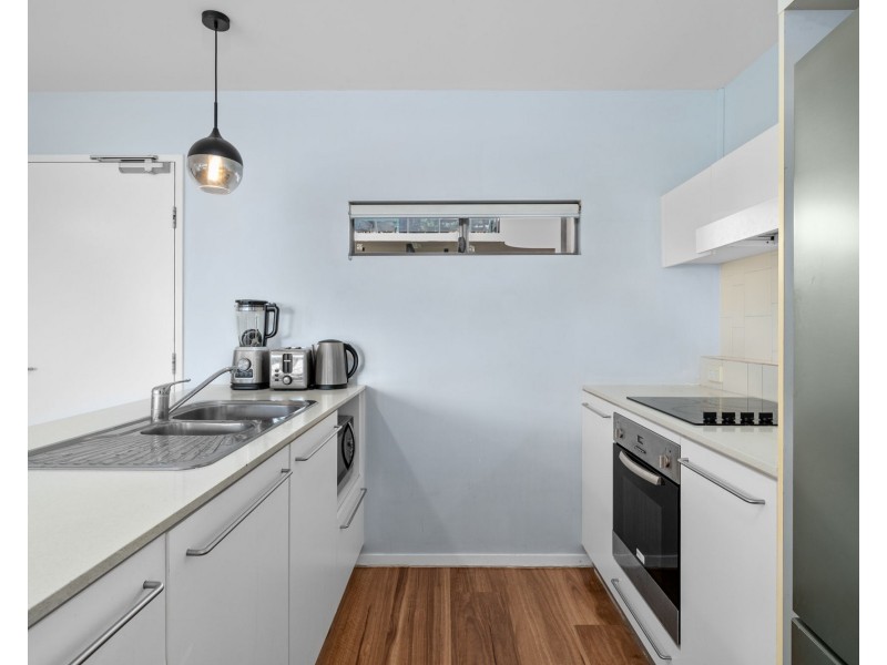 167/8 Musgrave Street, West End QLD 4101
