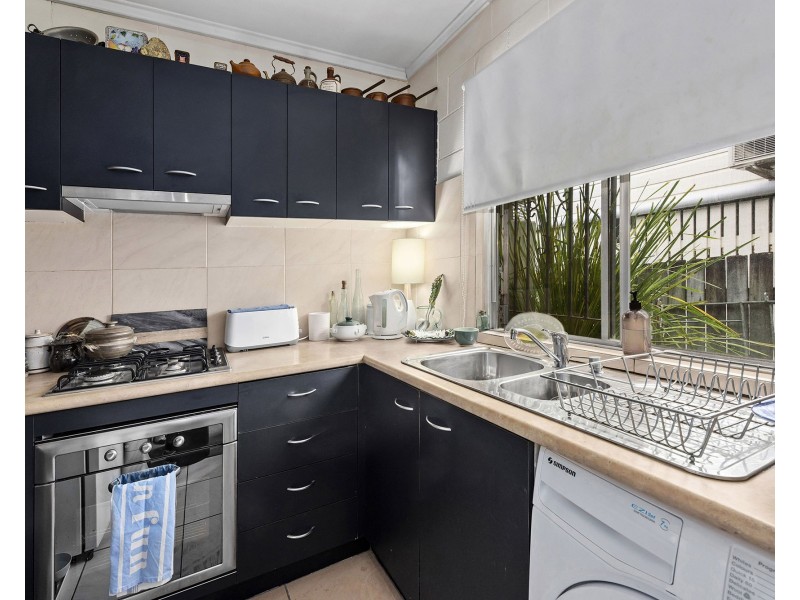 21 Balowrie Street, Hamilton QLD 4007