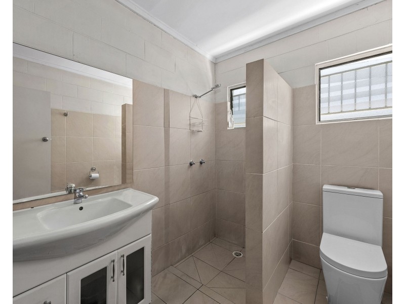 21 Balowrie Street, Hamilton QLD 4007