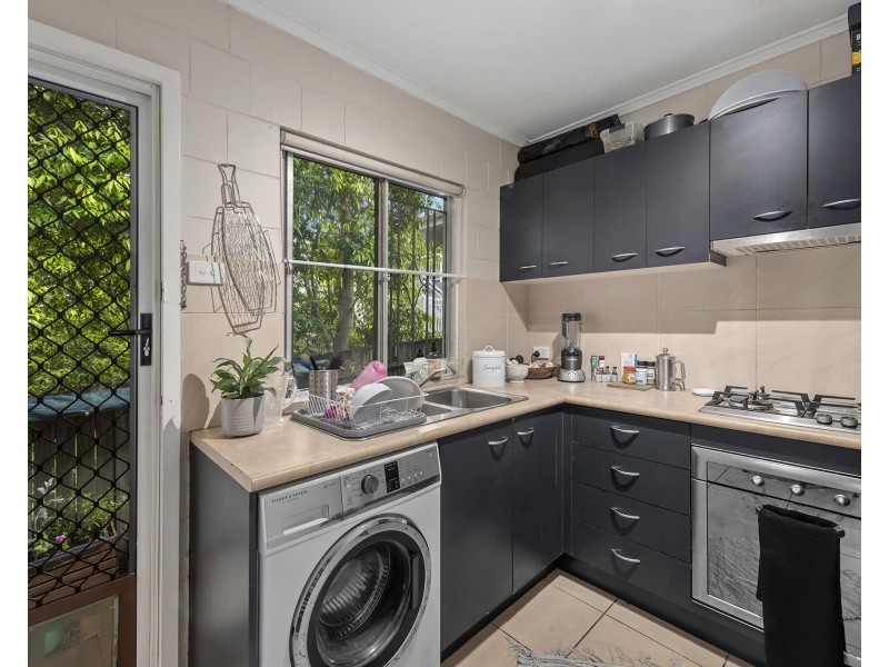 21 Balowrie Street, Hamilton QLD 4007