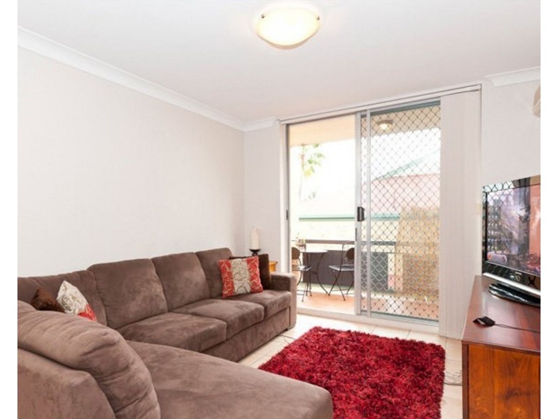 5/29 Lilly, Greenslopes QLD 4120