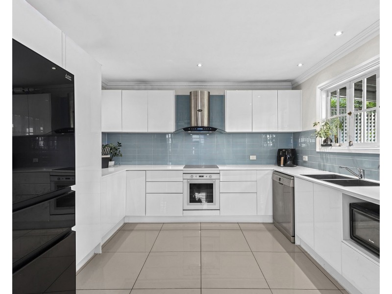 11 Caswell Street, East Brisbane QLD 4169