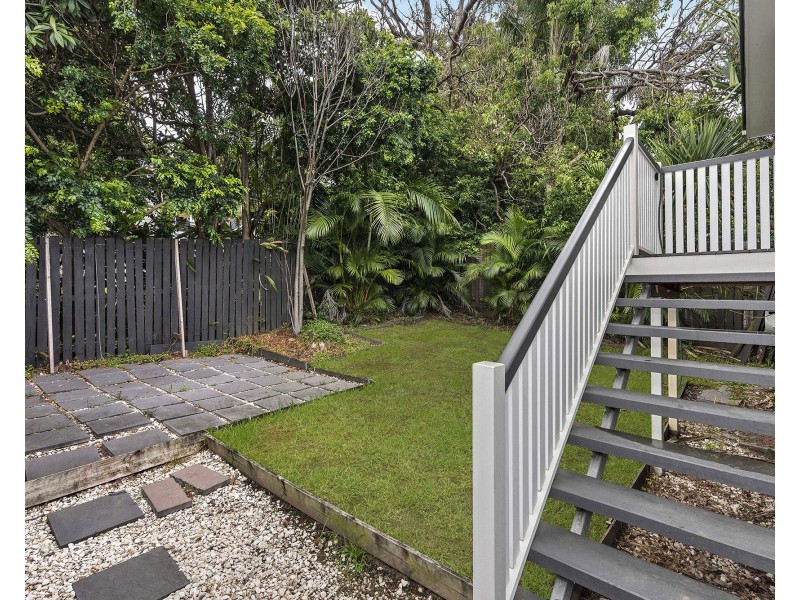 11 Caswell Street, East Brisbane QLD 4169