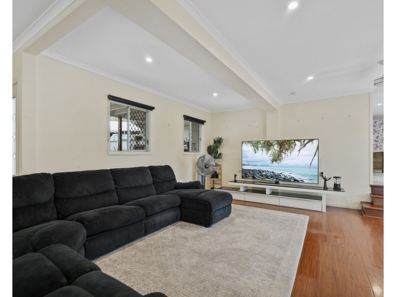 114 Seventeen Mile Rocks Road, Oxley QLD 4075