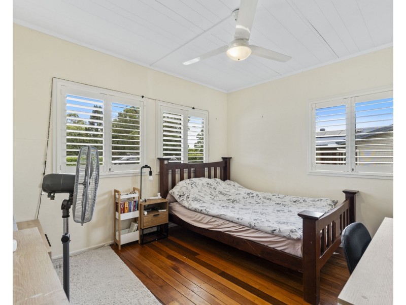 114 Seventeen Mile Rocks Road, Oxley QLD 4075