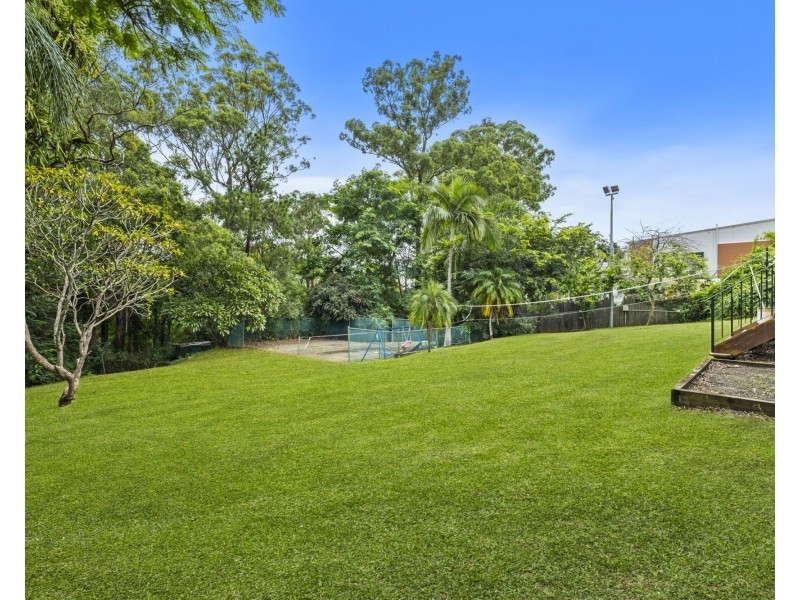 114 Seventeen Mile Rocks Road, Oxley QLD 4075