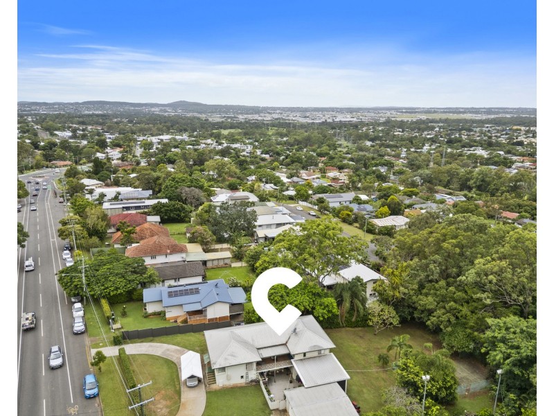 114 Seventeen Mile Rocks Road, Oxley QLD 4075