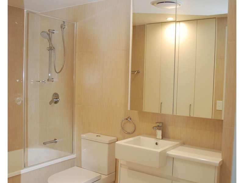 2101/1918 Creek rd, Cannon Hill QLD 4170