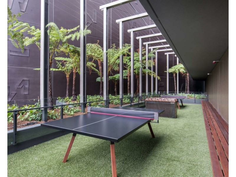 904/62 Logan Road, Woolloongabba QLD 4102