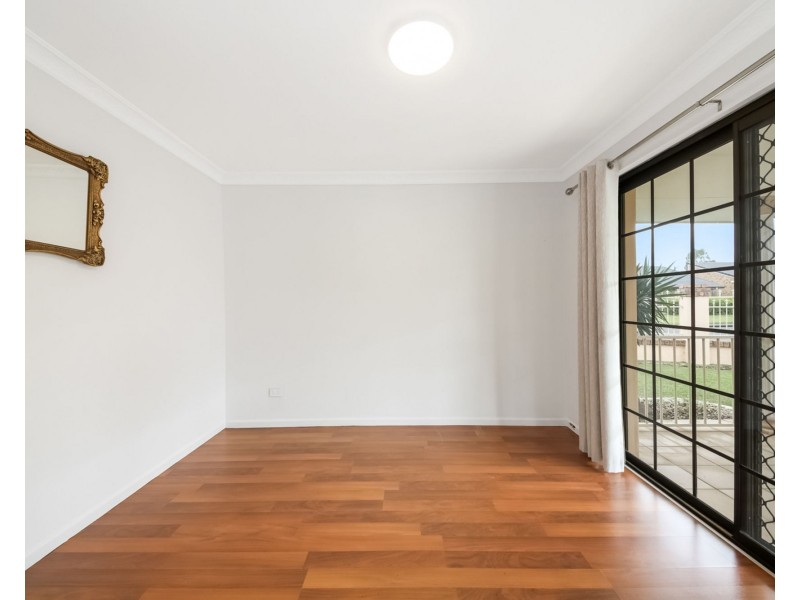 1 Hewton Ct, Wishart QLD 4122