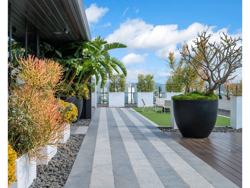 205/17 Deshon Street, Woolloongabba QLD 4102