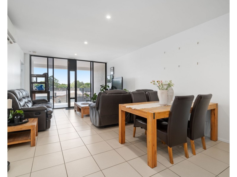 211/8 Holden Street, Woolloongabba QLD 4102