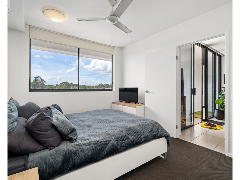211/8 Holden Street, Woolloongabba QLD 4102