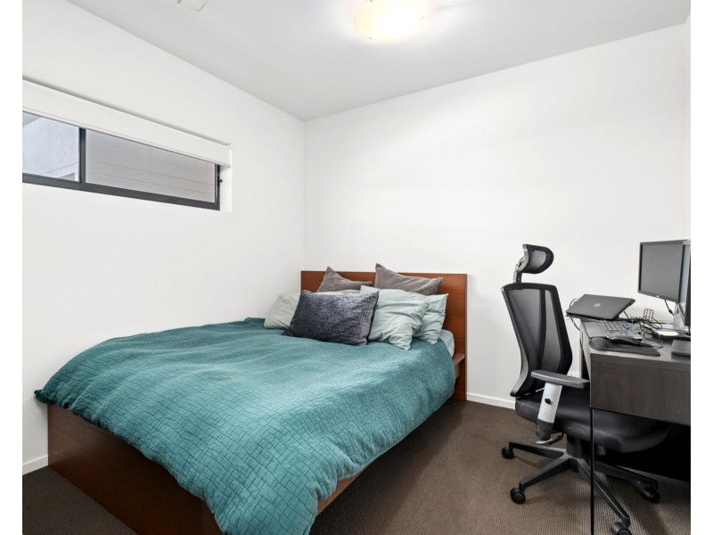 211/8 Holden Street, Woolloongabba QLD 4102