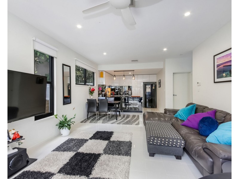 5/24 Moore Street, Morningside QLD 4170