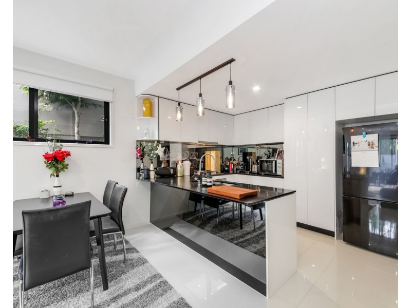 5/24 Moore Street, Morningside QLD 4170