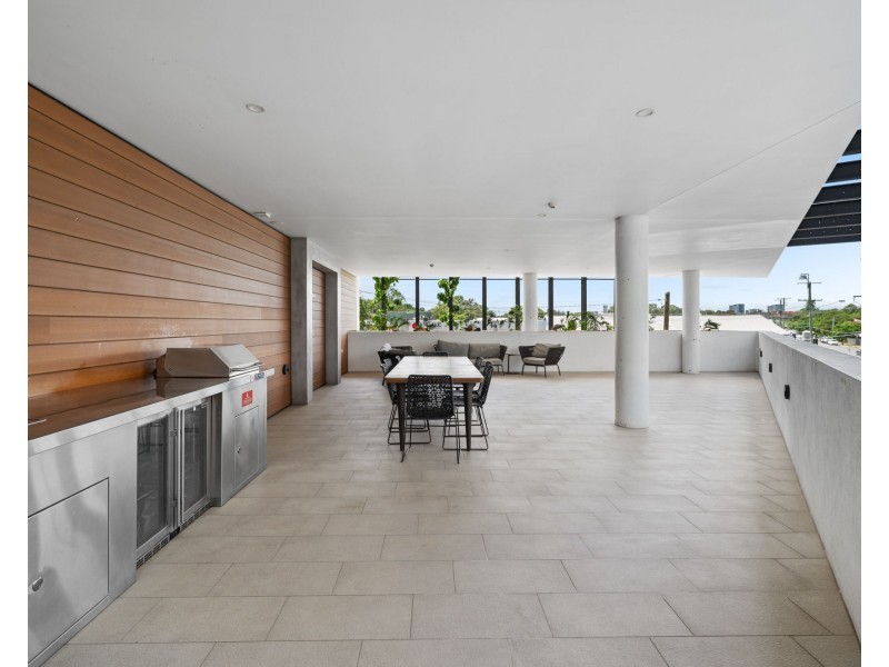 415/8 Holden Street, Woolloongabba QLD 4102