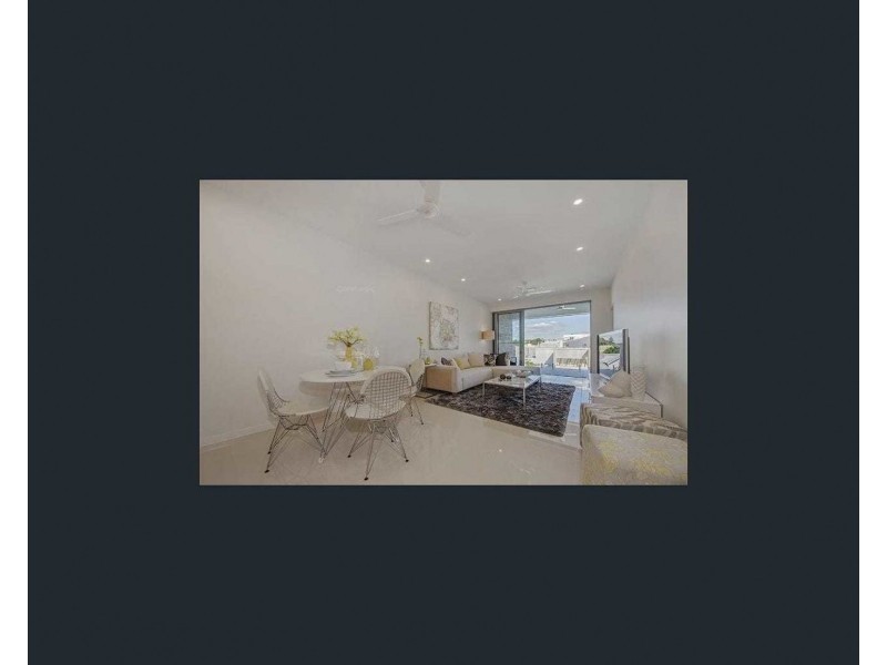6 182 Stratton Terrace, Manly QLD 4179