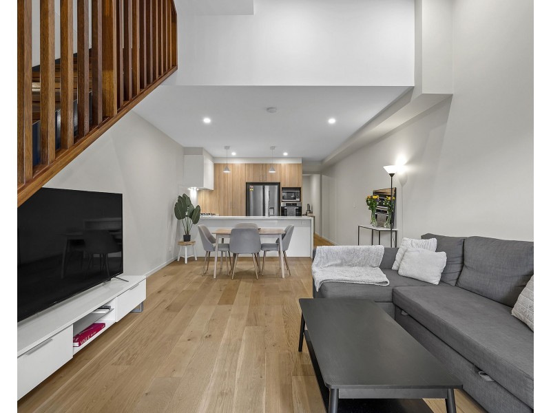 20/100 Nicholson Street, Greenslopes QLD 4120