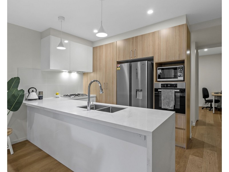 20/100 Nicholson Street, Greenslopes QLD 4120