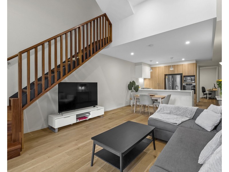 20/100 Nicholson Street, Greenslopes QLD 4120