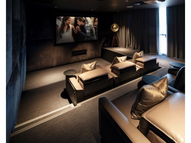 1005/62 Logan road, Woolloongabba QLD 4102