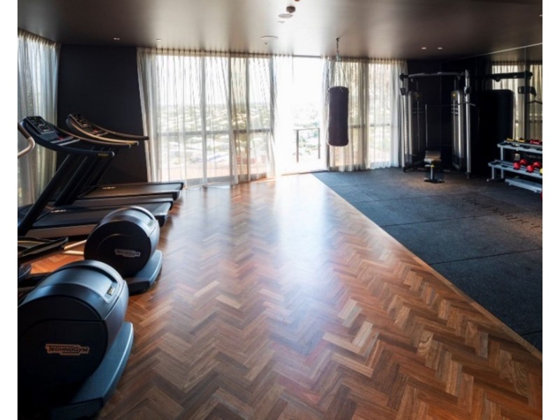 1005/62 Logan road, Woolloongabba QLD 4102