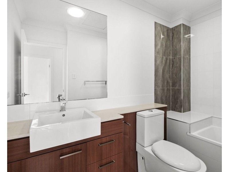 2/29 Eversley Terrace, Yeronga QLD 4104