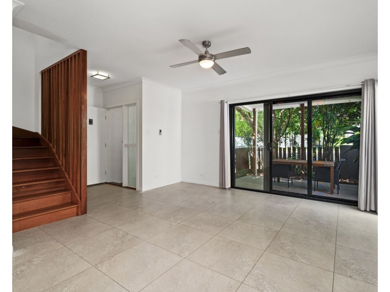 2/29 Eversley Terrace, Yeronga QLD 4104