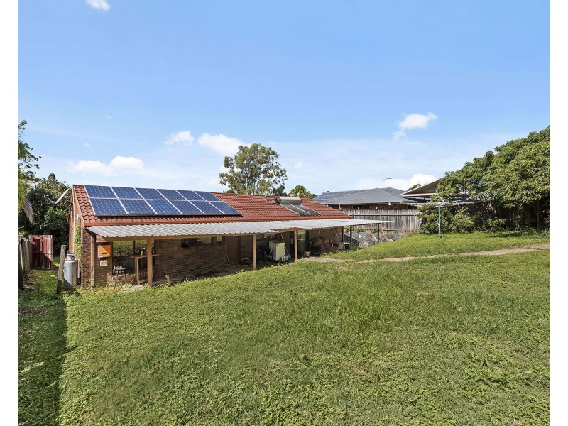 28 Helmsley Court, Carindale QLD 4152