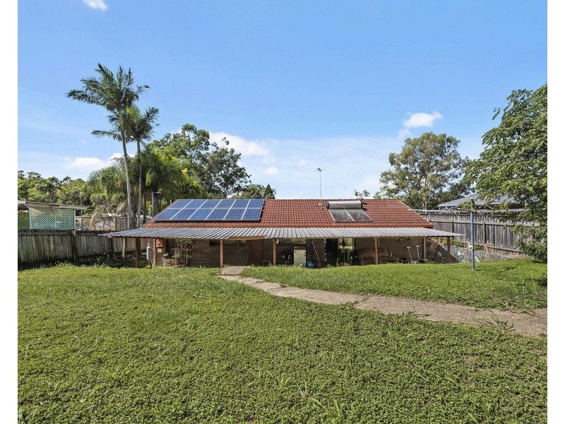 28 Helmsley Court, Carindale QLD 4152