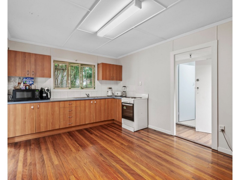 75 Prout Street, Camp Hill QLD 4152