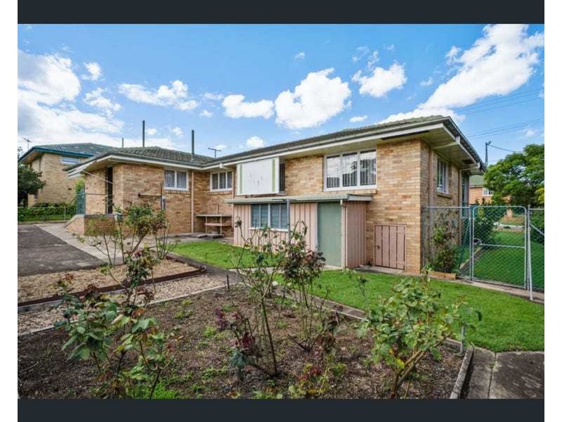 21 Monserrat Street, Chermside QLD 4032