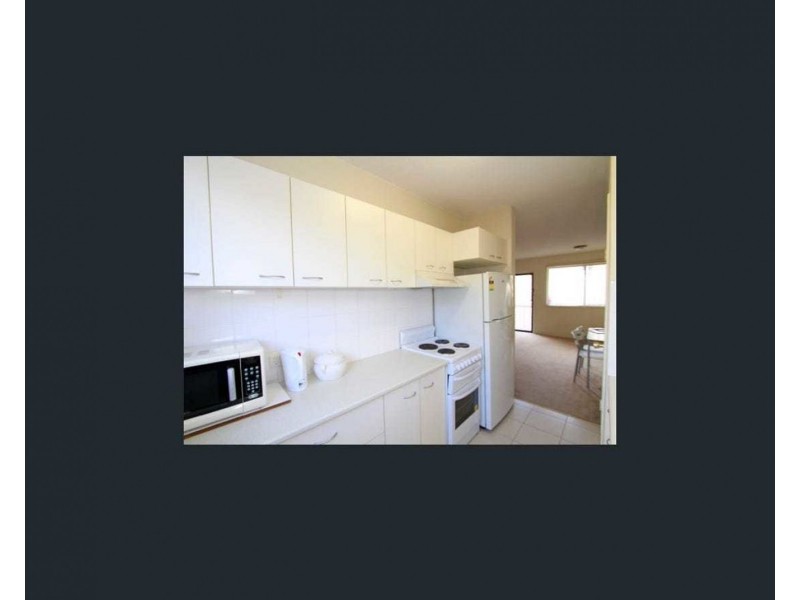 2/39 Kingsbury, Norman Park QLD 4170