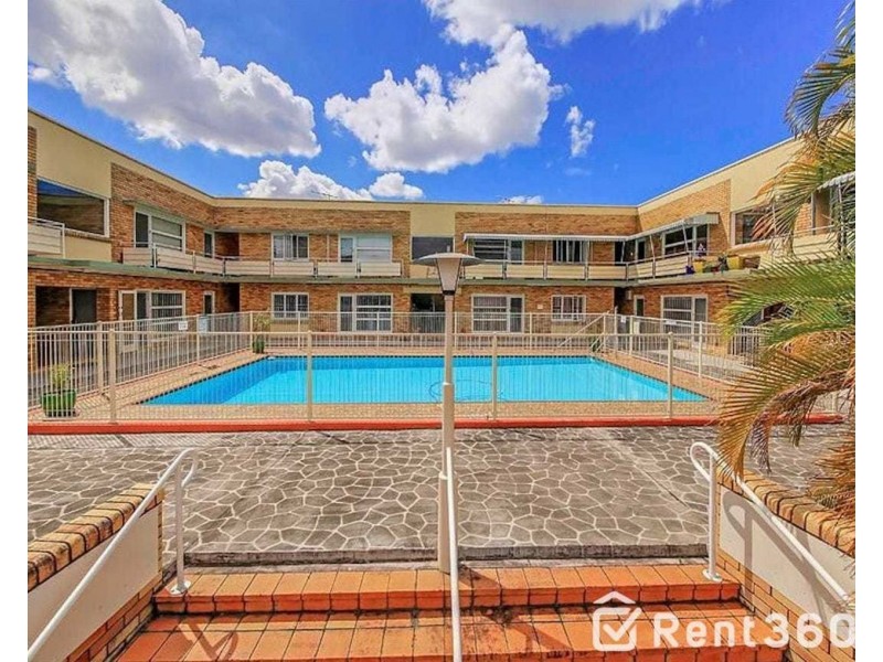 12/170 Old Cleveland Road, Coorparoo QLD 4151