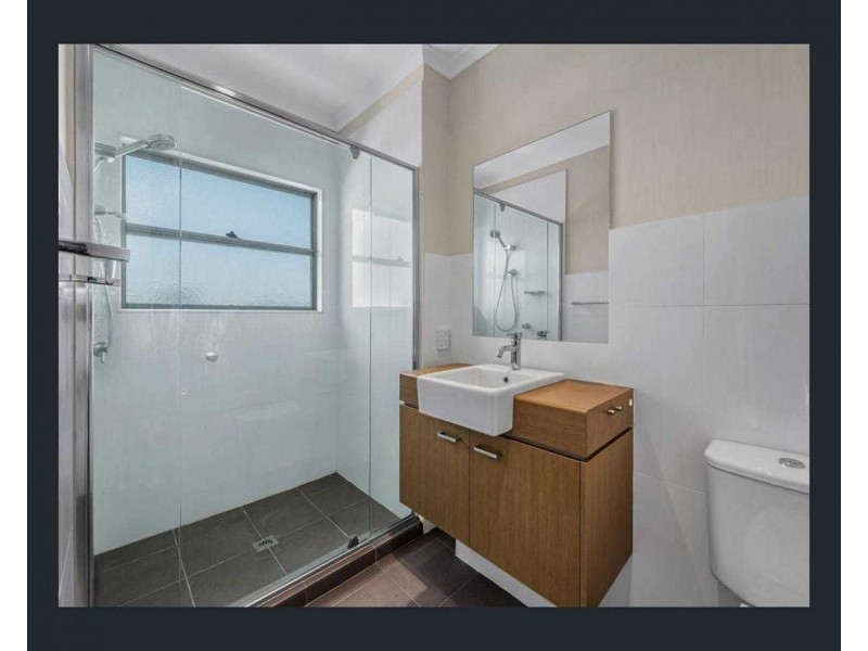 8/23 Burrai Street, Morningside QLD 4170